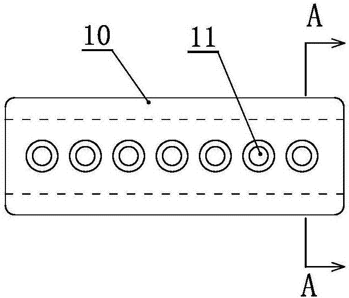 Device for rapidly detecting muscle development situations of goats or cattle and using method of device