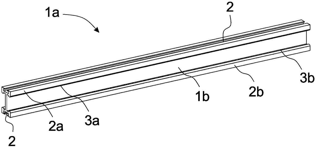 Arrangement in the door structure of an elevator