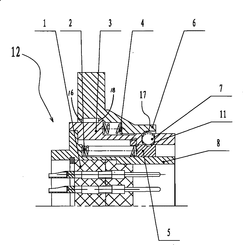 Push-pull lock connector and its plug and socket