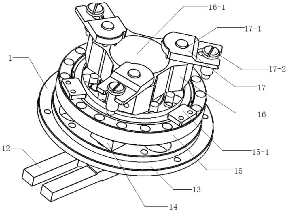 Automatic clamping device for cylindrical grinder