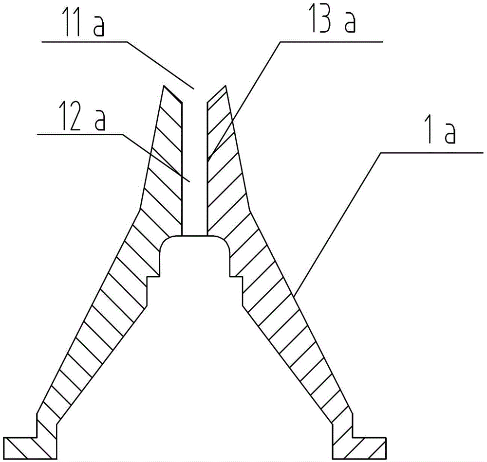 Hollow spindle with spiral guide grooves