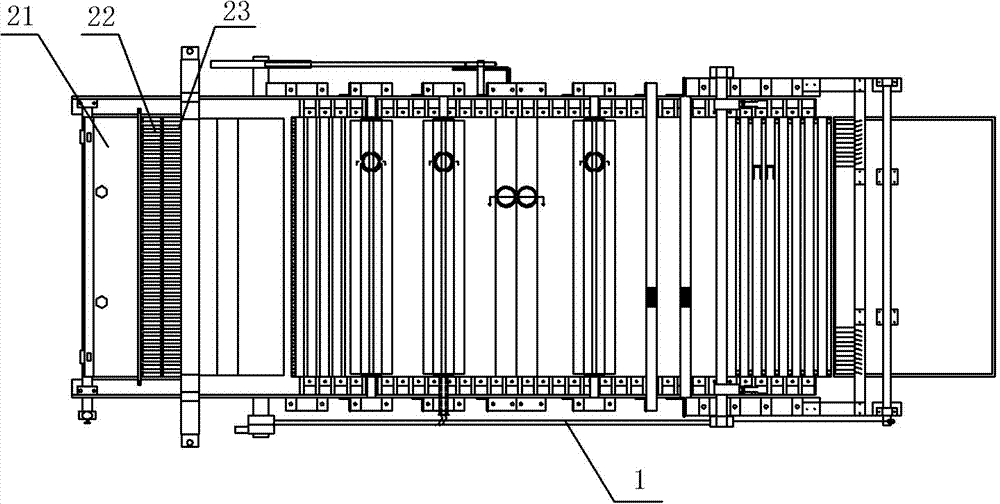 Chain plate slot box stepping firecracker production machine