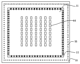 Mask plate with easily removed assistant pattern and production method thereof