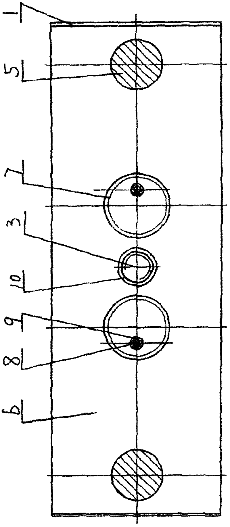 Pore burr removing device