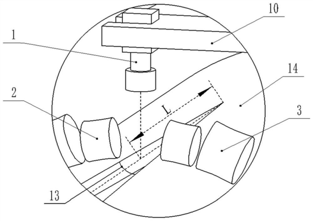 Online adjusting method and device for pipeline steel pipe weld joint opening angle