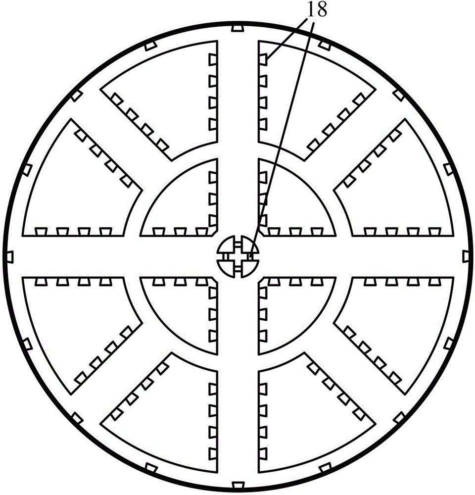 Slurry-water balanced horseshoe-shaped shield machine