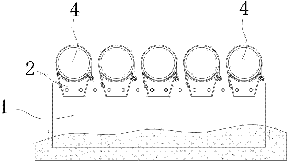 Pipeline transportation device used in mountainous region