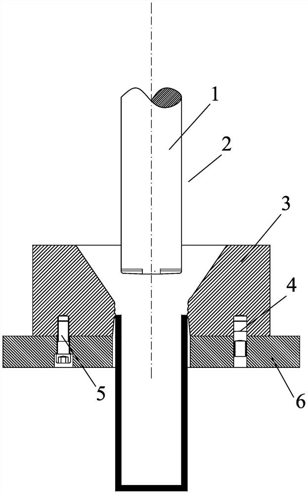 A rotary deep drawing die for thin-walled cup-shaped parts