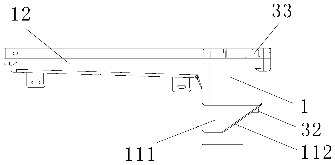 Water storage tank drainage mechanism for ice machine