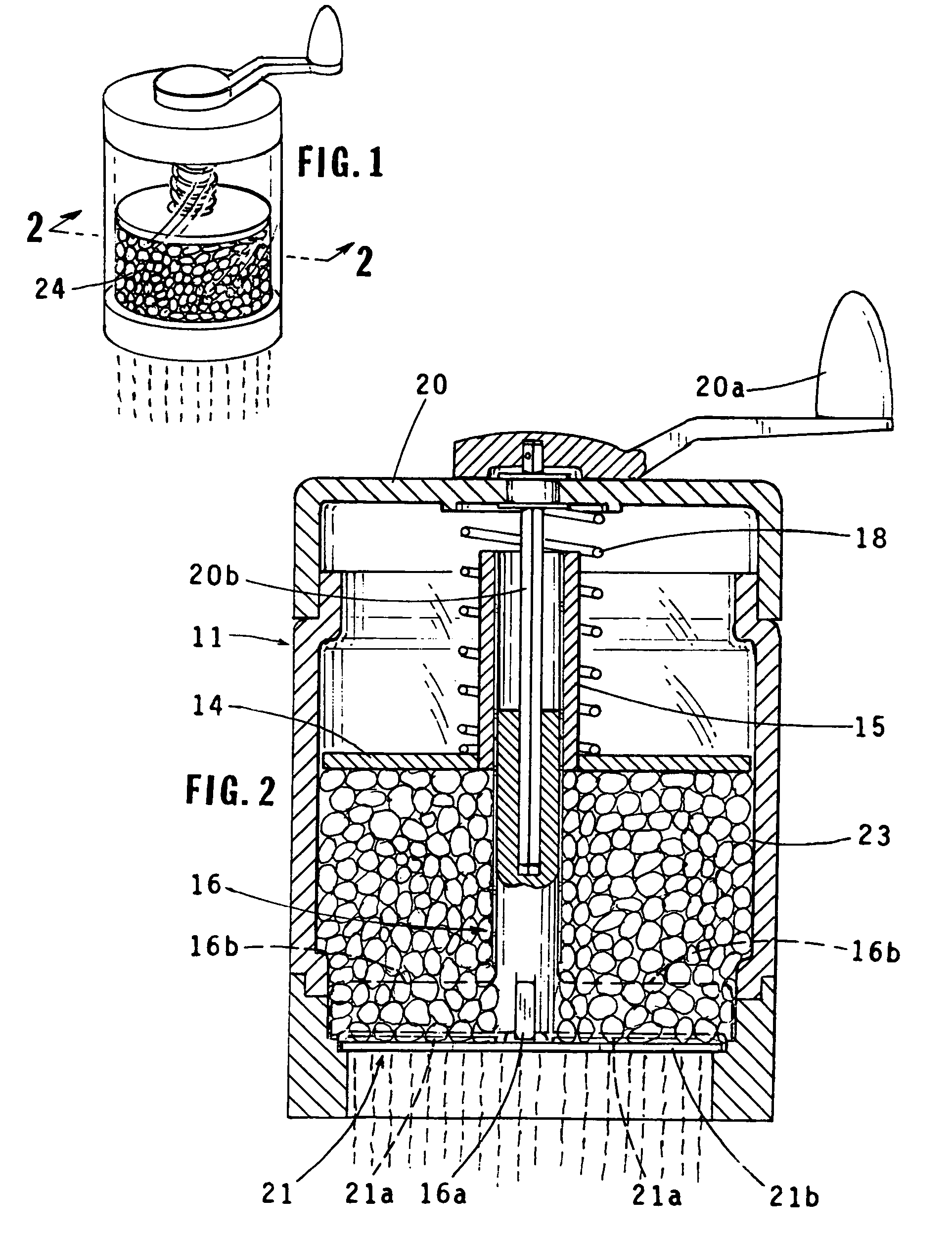 Slicing condiment grinder