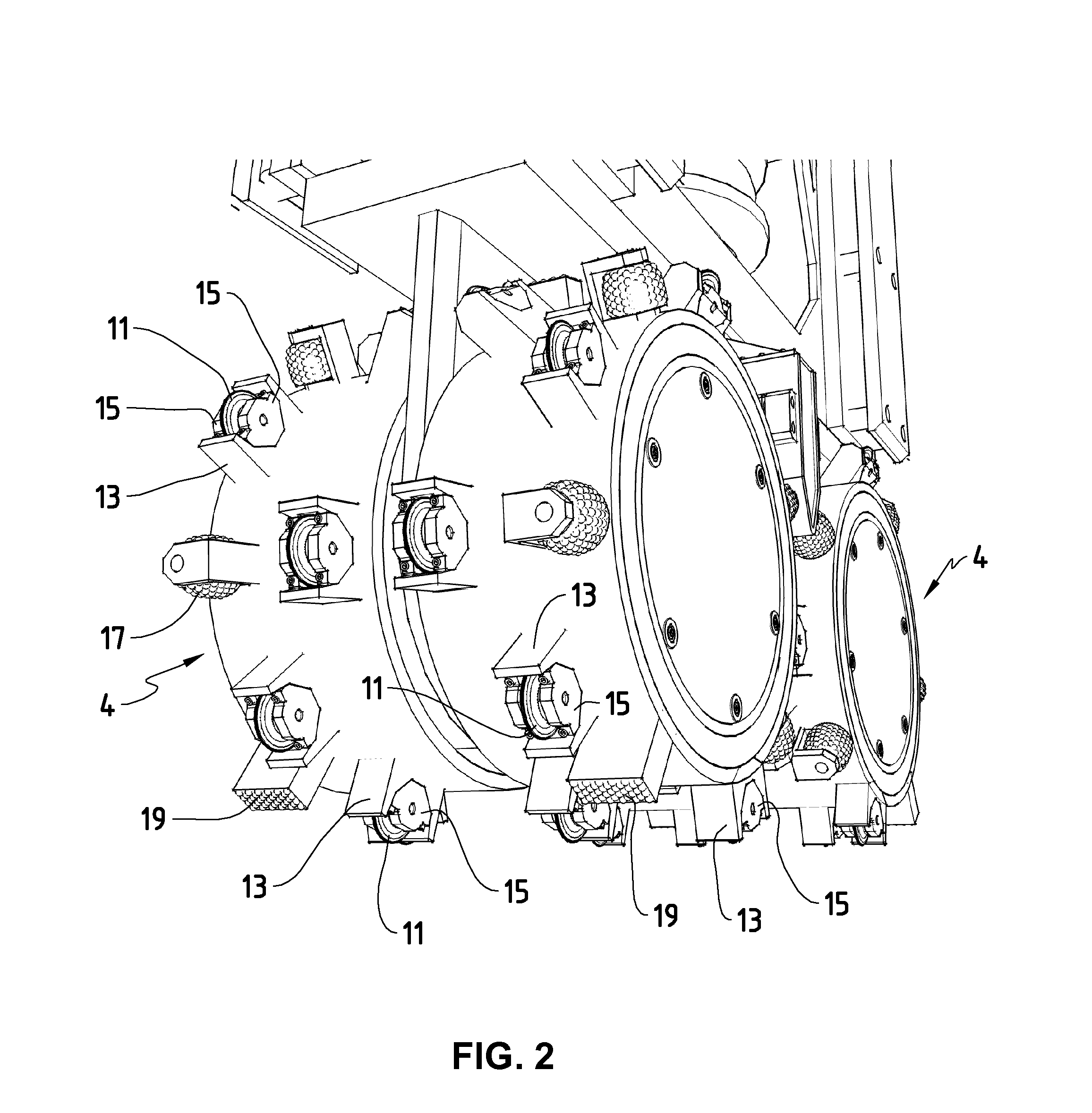 Hydromill wheel with single disc cutting rollers