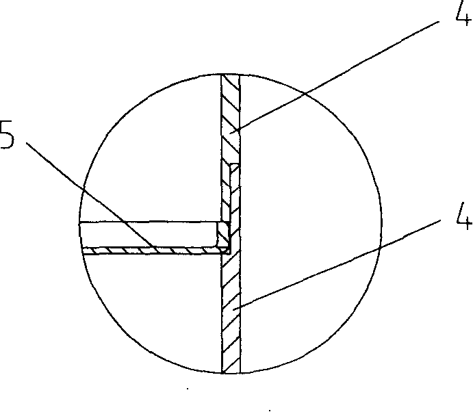 Gas distribution piston for small-sized hot-air engine