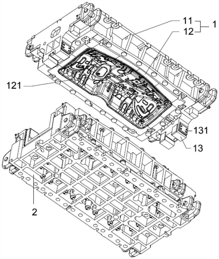 Car body front panel forming die with split type male die