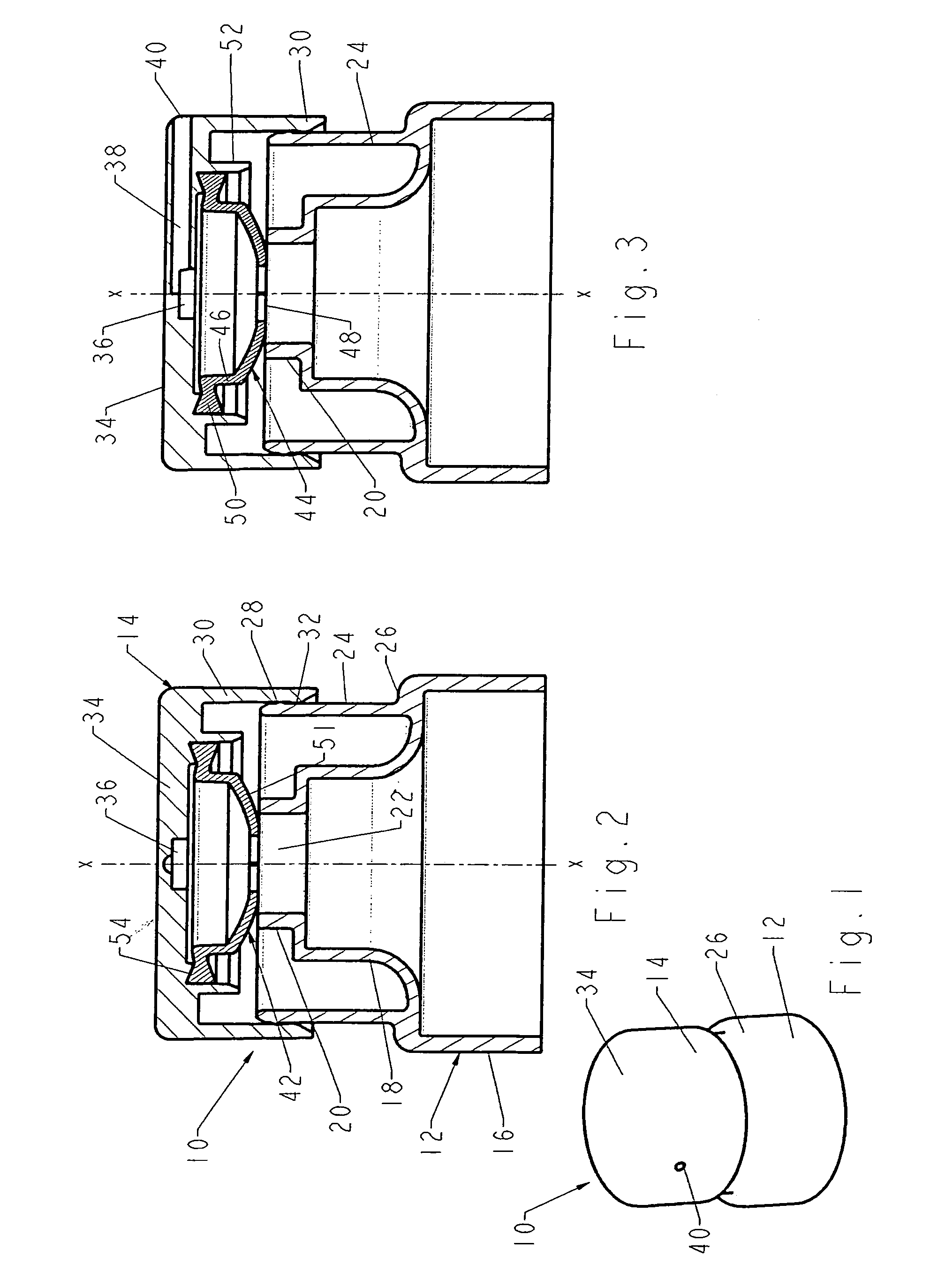 Closure for a container that holds a free-flowing product