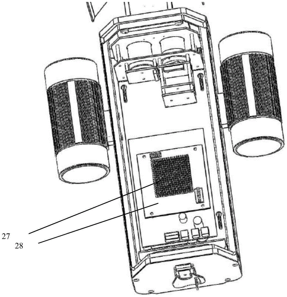 Detector with stable heat radiation structure