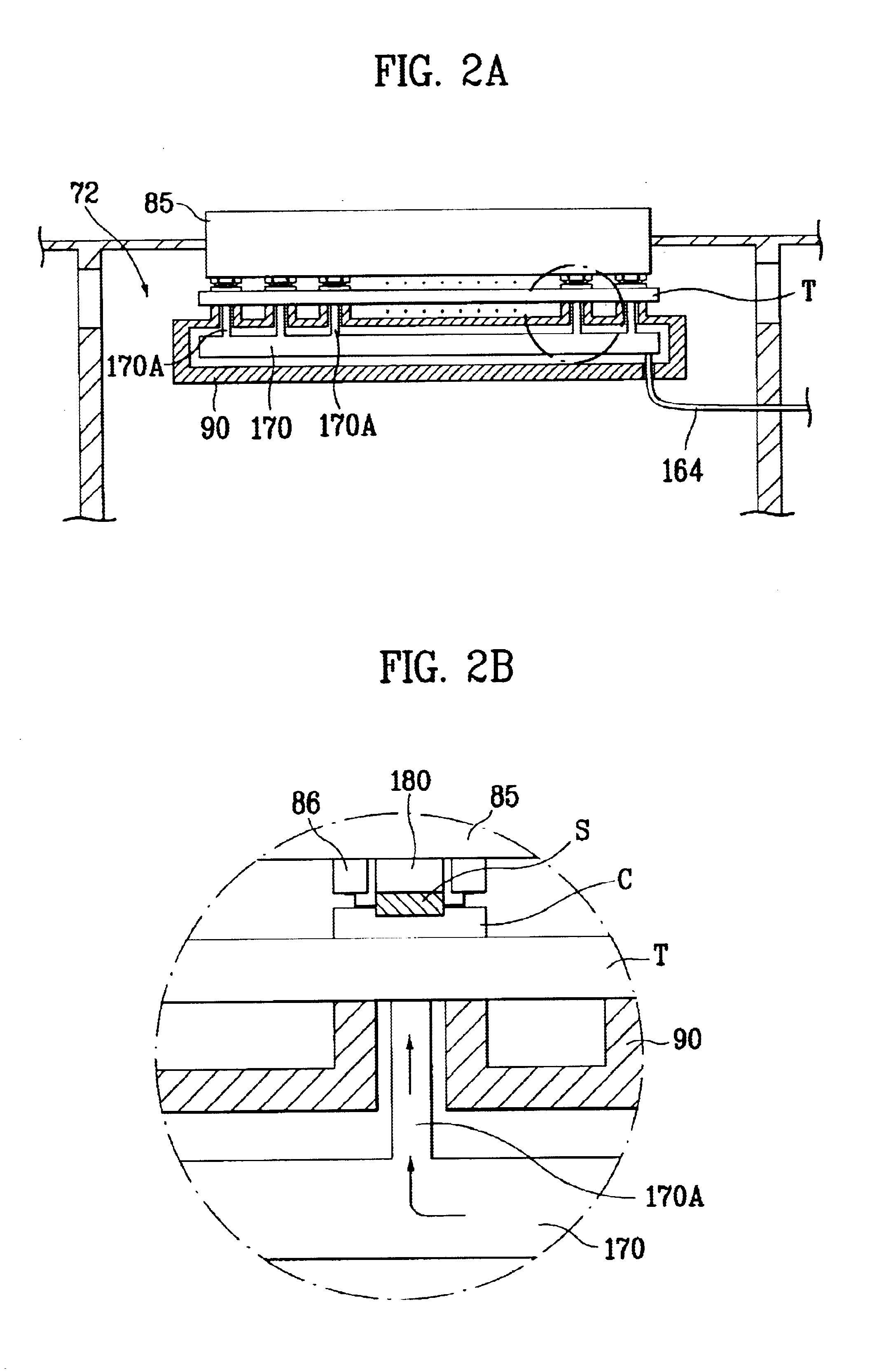 Device for compensating for a test temperature deviation in a semiconductor device handler