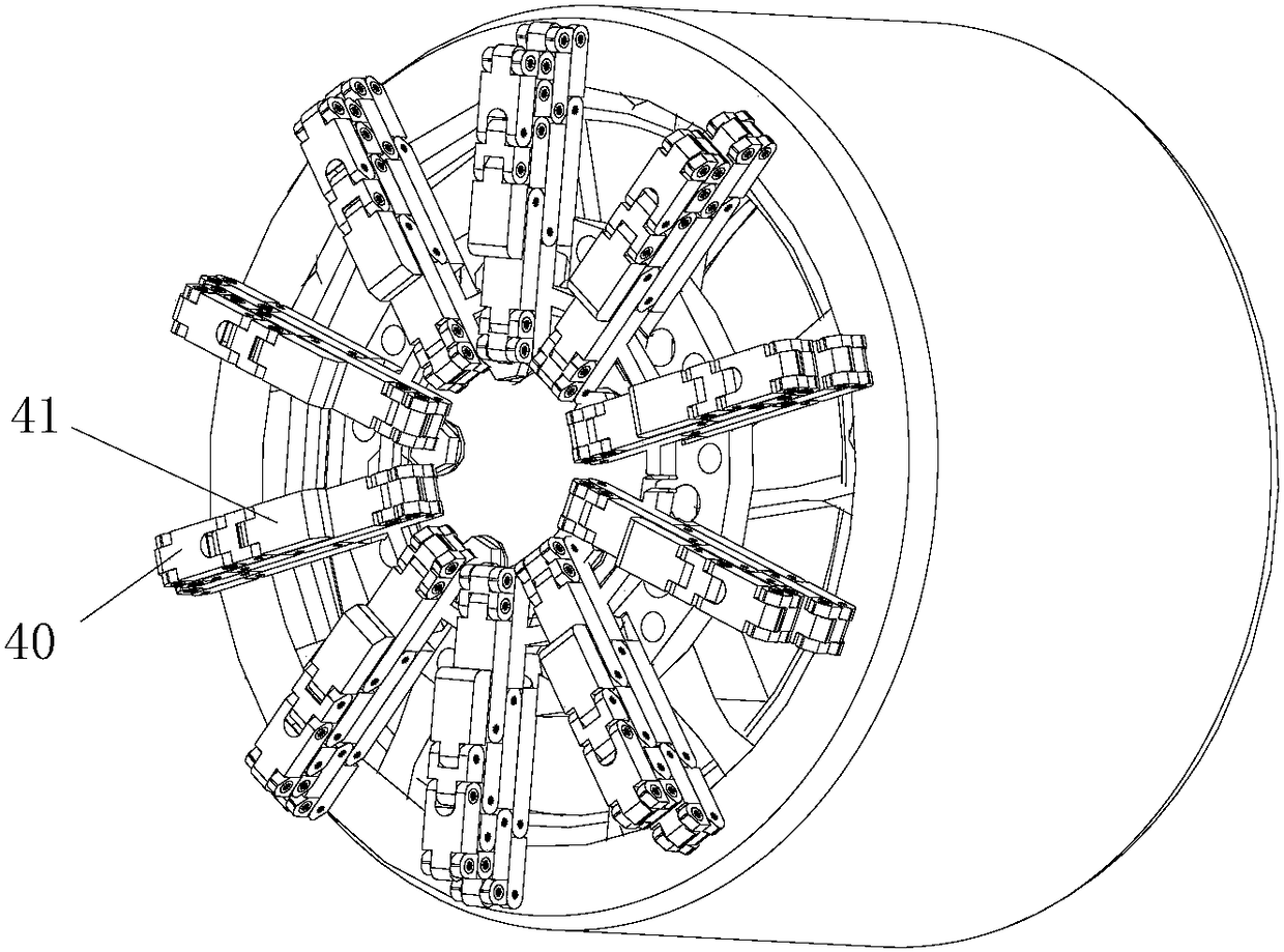 Automobile anti-slip auxiliary driving system and operation method thereof