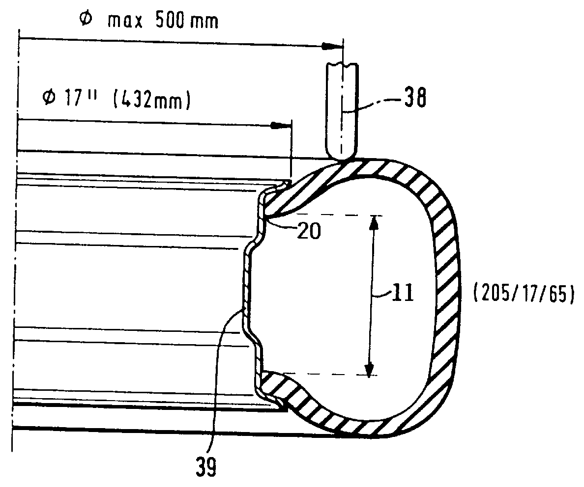 Apparatus for improving the running quality of air tire vehicle wheels