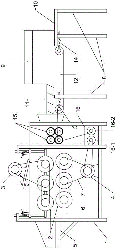 Automatic-feed-type reed peeling machine