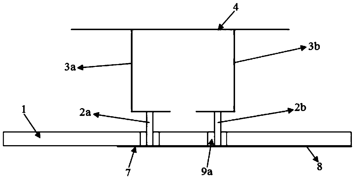 Broadband patch antenna based on differential resonator feed