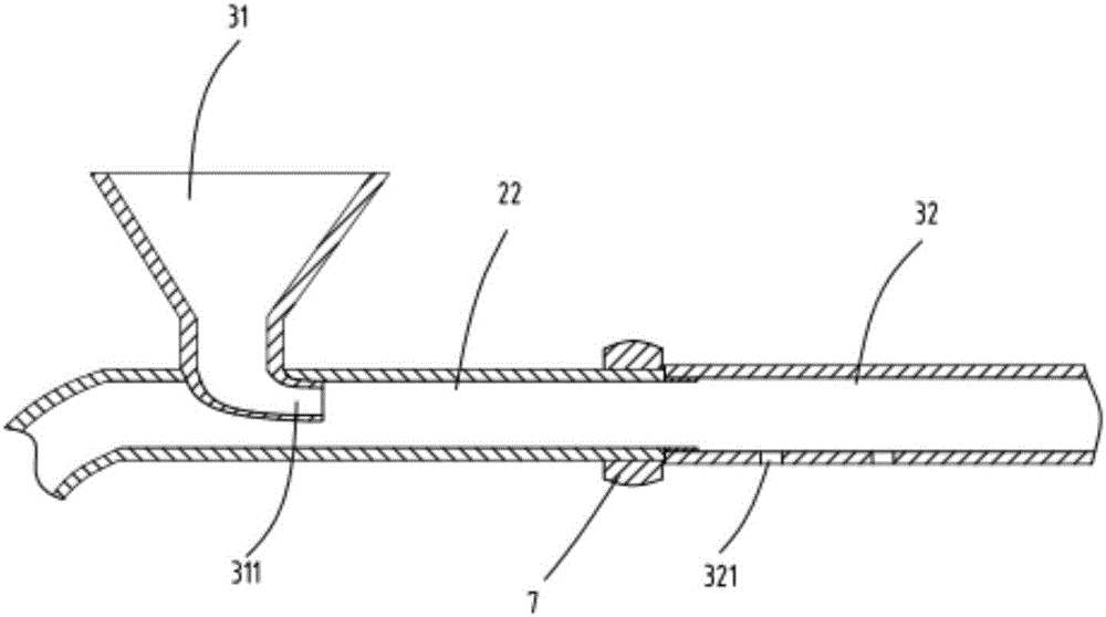 Continuous feeding and spraying device