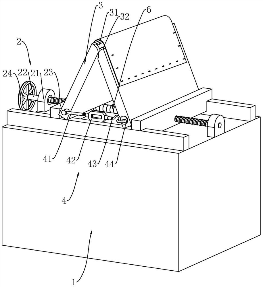 A fur stretching device