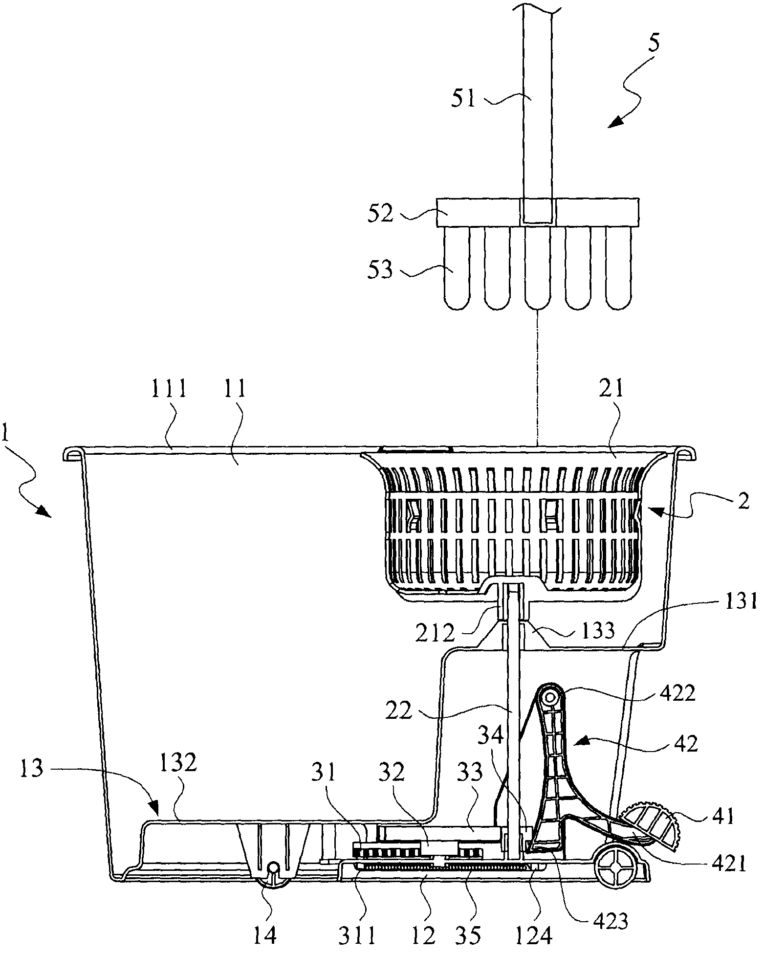 Dehydrating device