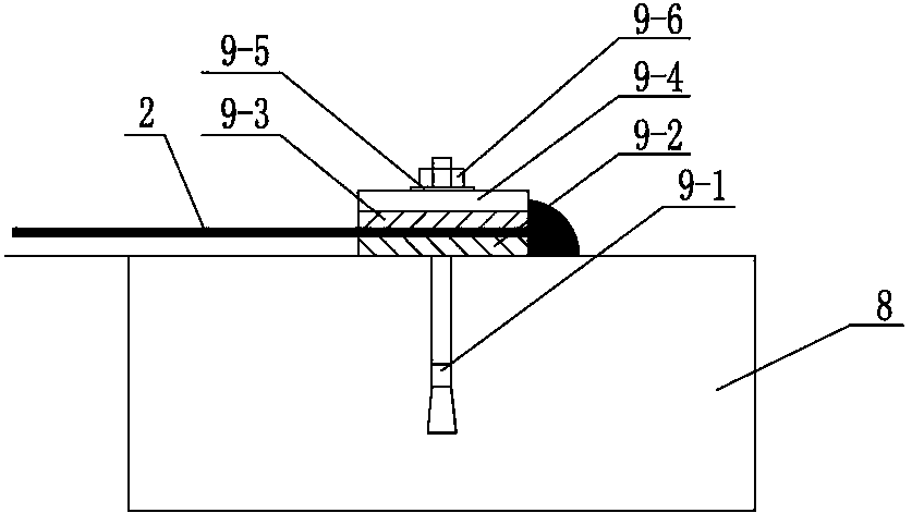 Ground leakage type water tight guiding and removing structure of refuse landfill and construction method thereof