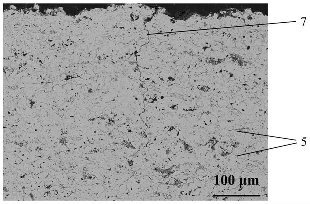 Longitudinal hole forming method for layered thermal barrier coating based on reverse deformation, and thermal barrier coating