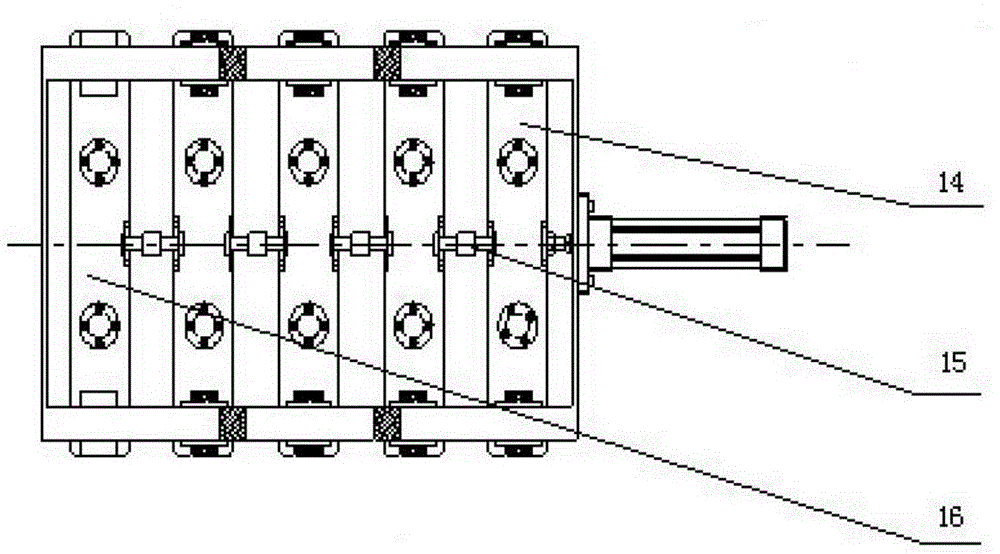 Sucker type stacking manipulator capable of remaining gap