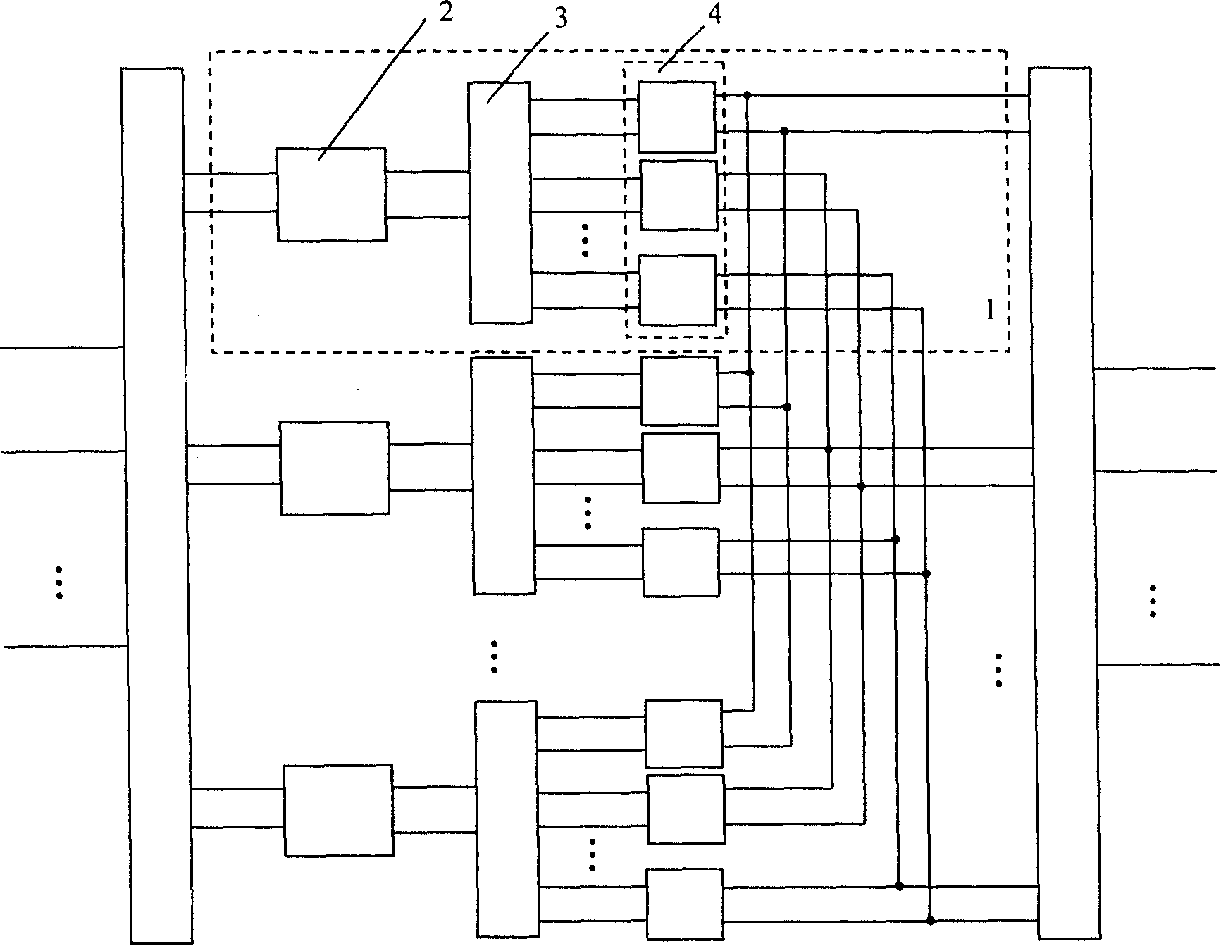 Self-balanced electronic power transformer