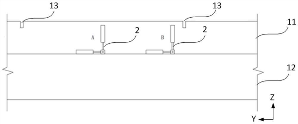 Early deformation monitoring structure and method for cement concrete pavement