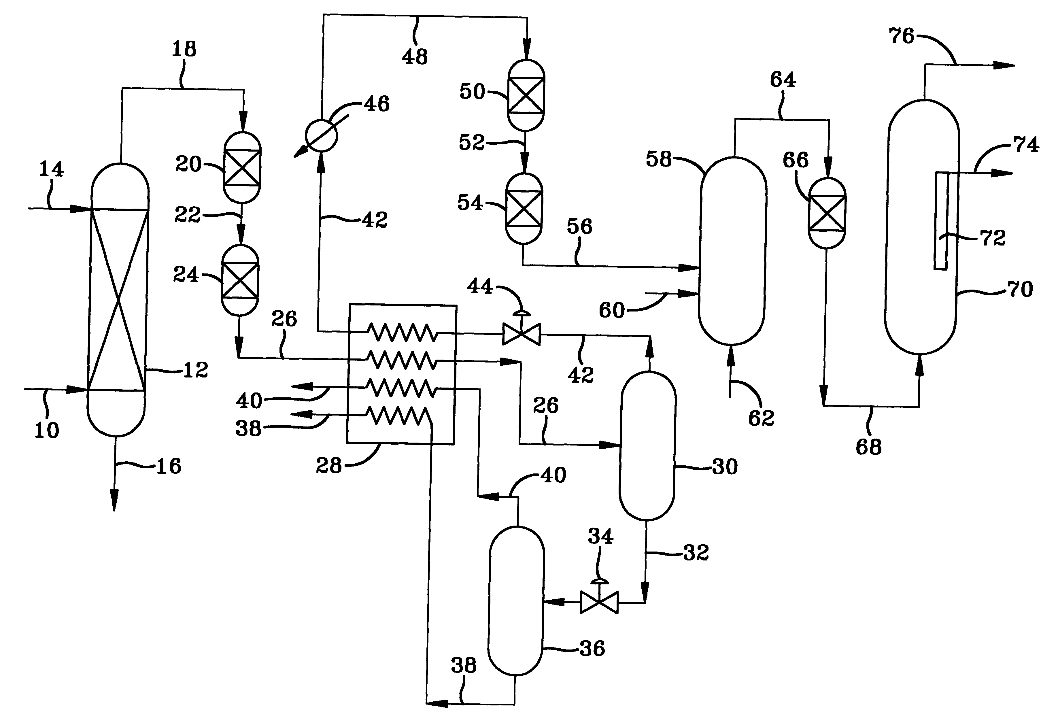 Production of low sulfer syngas from natural gas with C4+/C5+ hydrocarbon recovery