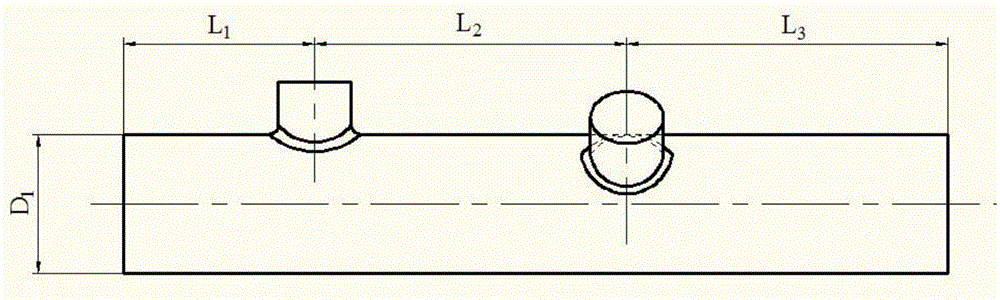 Extruding device and method for double-mouth and thick-wall pipe blank extrusion manufacturing