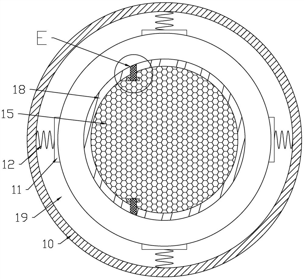 Device for removing, draining and aerating water at water outlet of municipal bridge