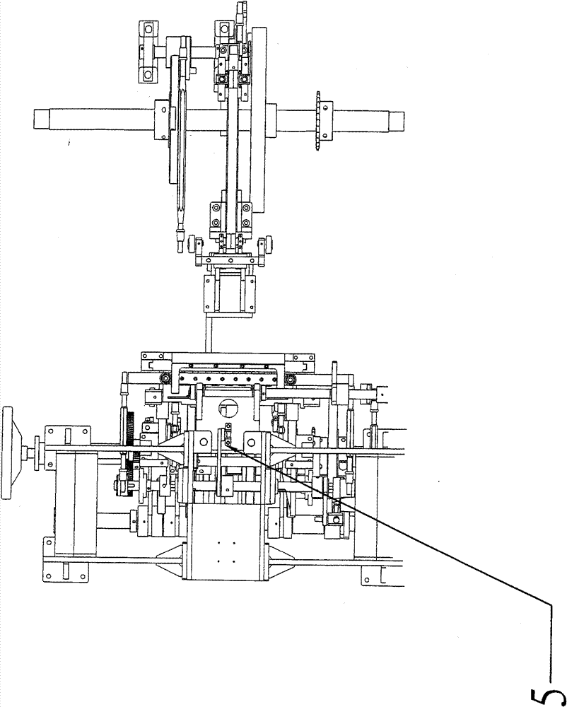 Packaging machine for soft drawn tissue for daily use