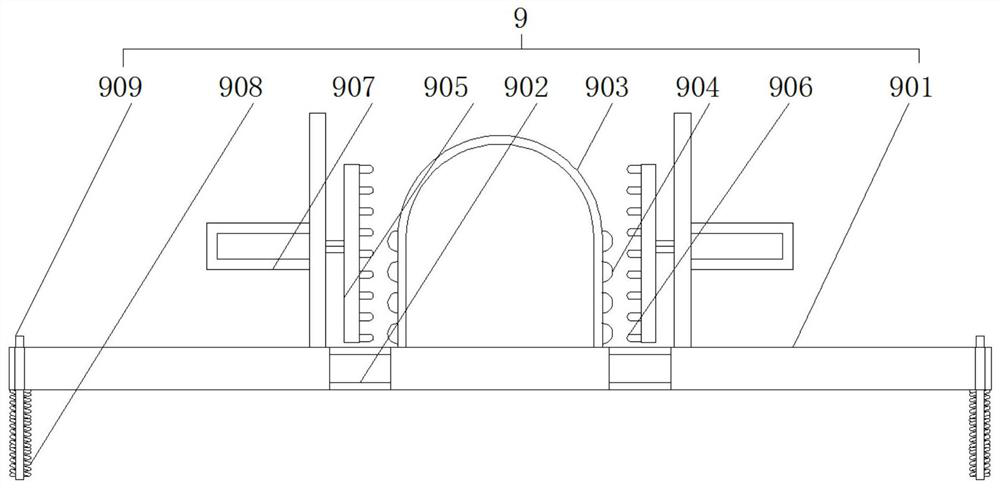 Natural graphite primary crushing and separating device for lithium battery processing