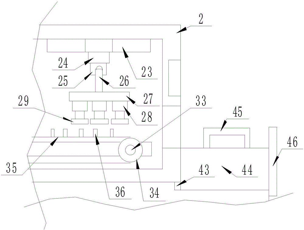 Novel fixing device for automatically stripping off shrimp shells