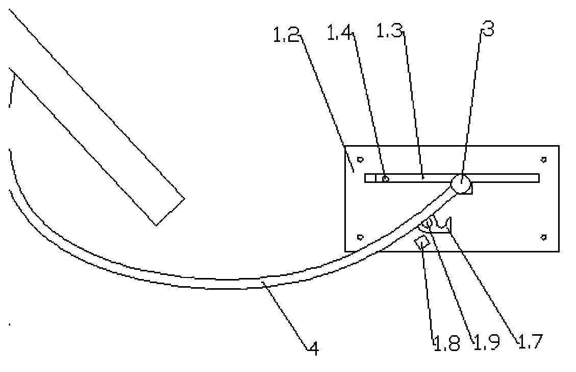 Shutting lock for changing three-box sedan into two-box sedan