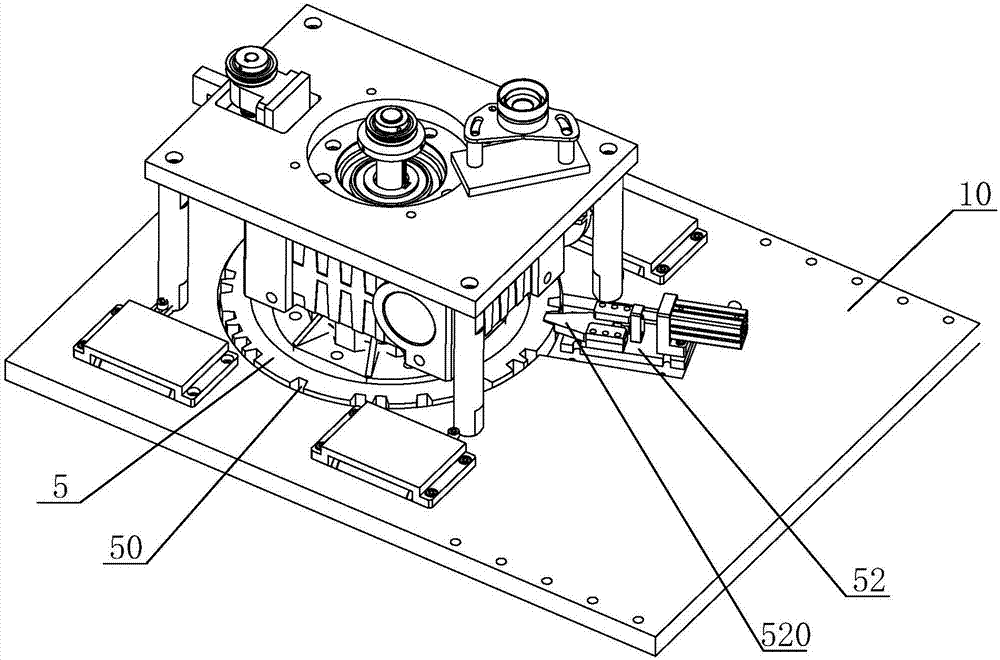 An automatic filling bolt tightening machine