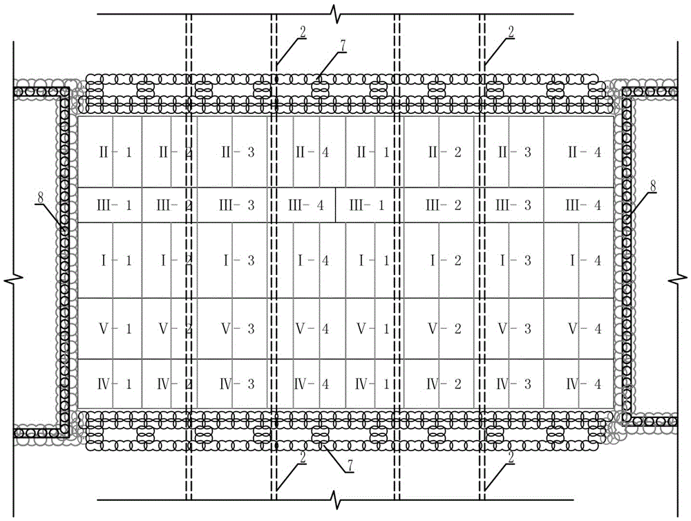 Underground structure of municipal pipeline group spanning tunnel and construction method for underground structure