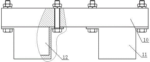 Wall-climbing device for magnetic leakage detection on wall defects of storage tank and measurement method