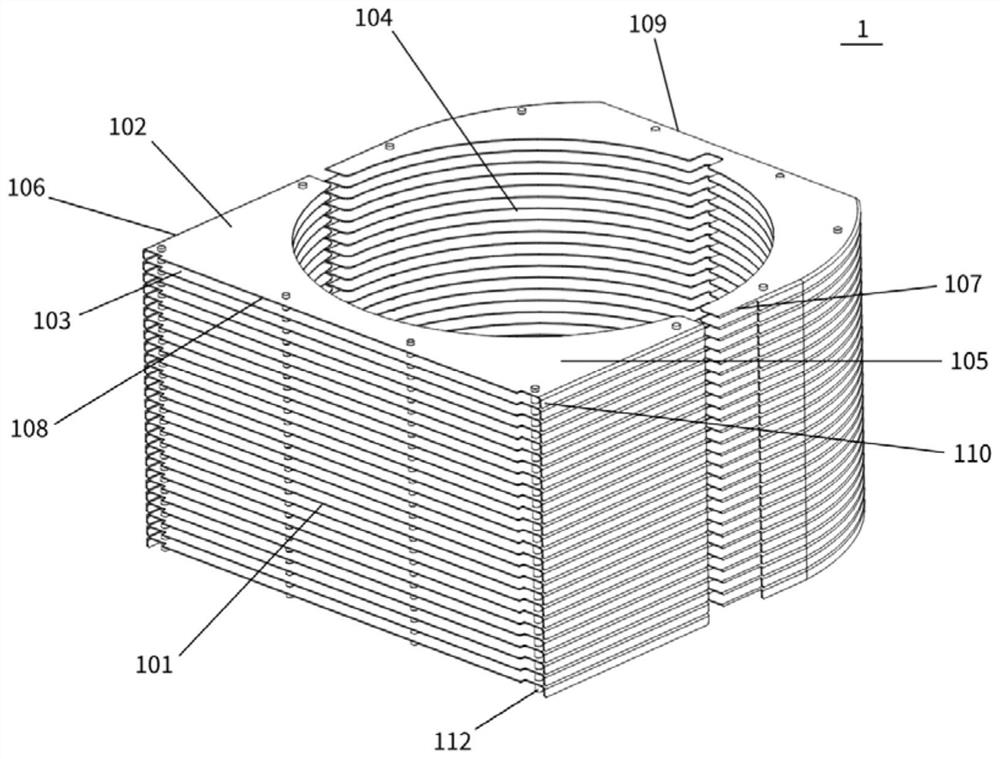 Atomic layer deposition device and spray plate thereof