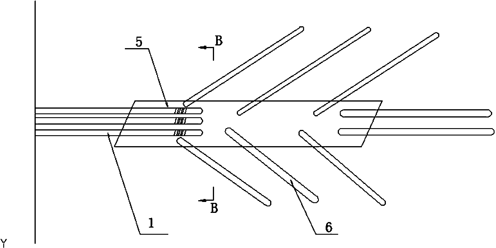 Novel solar heat pipe heat collecting and storing floor radiation heating system