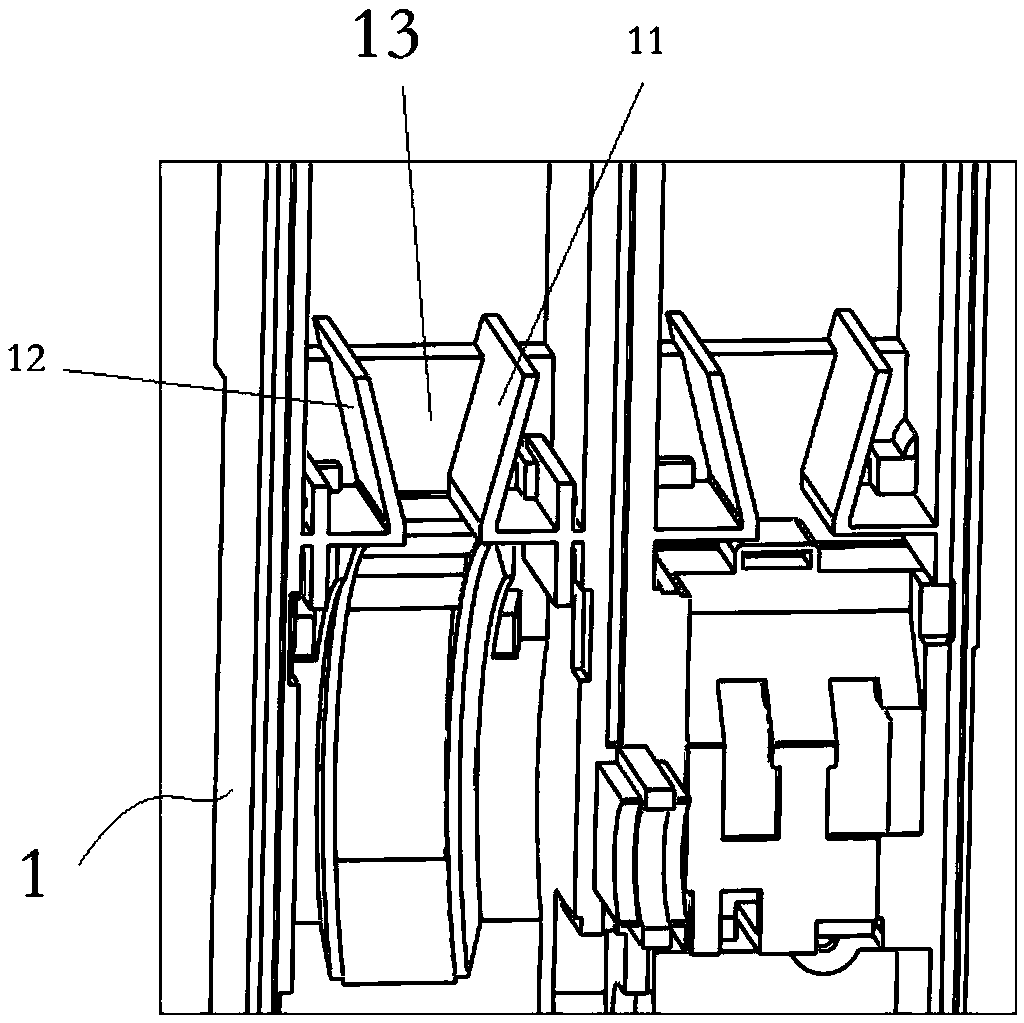 An easy-to-break DC circuit breaker