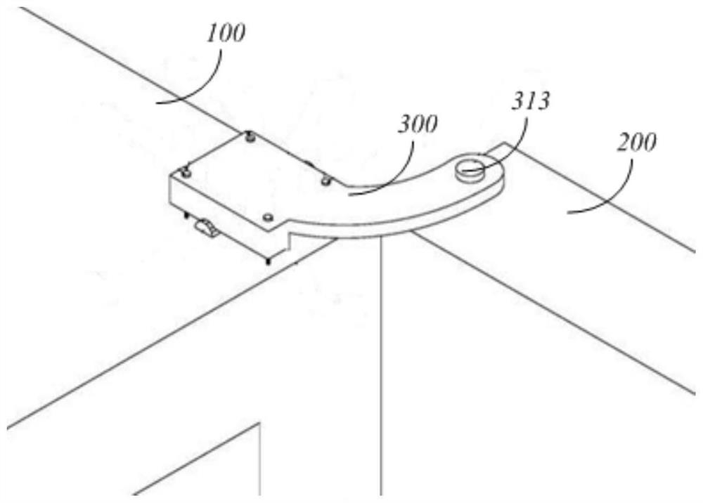 Hinged device and refrigerator having the same