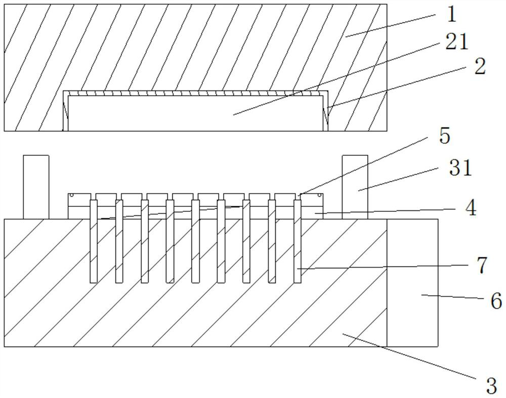 Pressing and cutting die suitable for production of multi-size SMC (Sheet Molding Compound) products