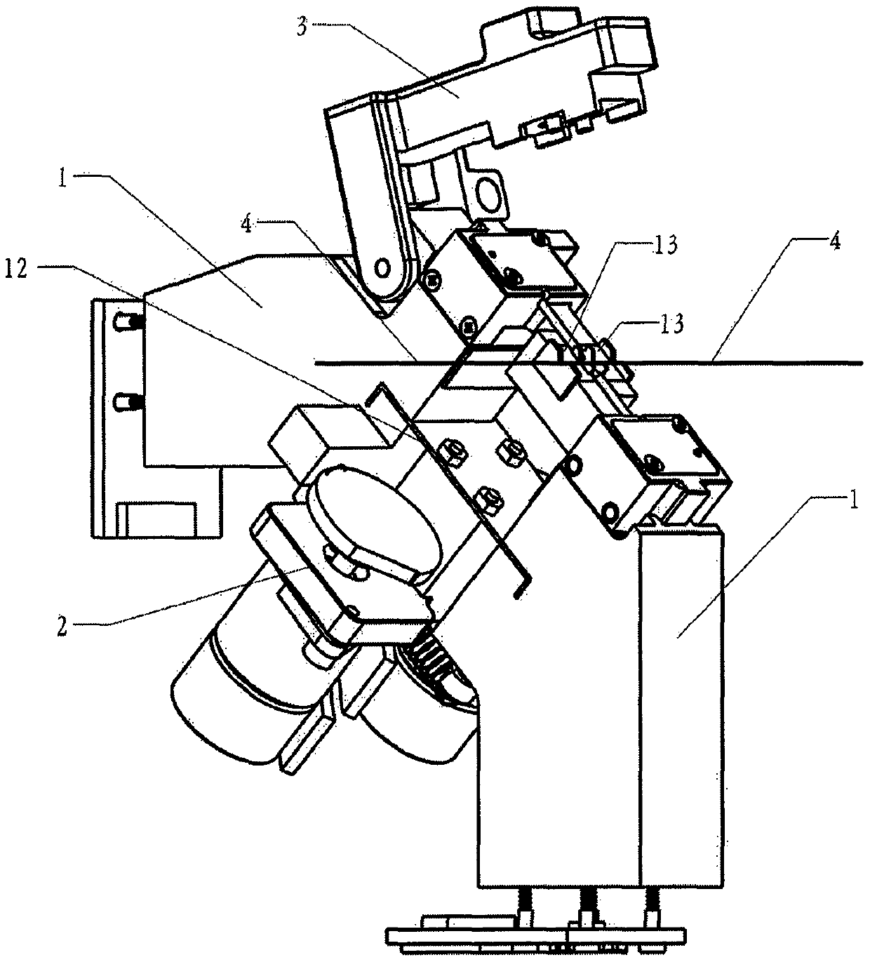 Wing-shaped optical fiber core adjustment structure