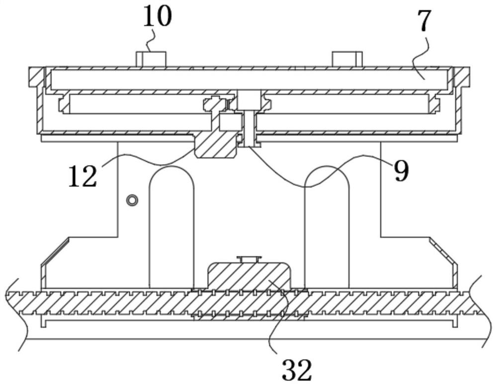 Pressure control attachment mechanism of automatic equipment