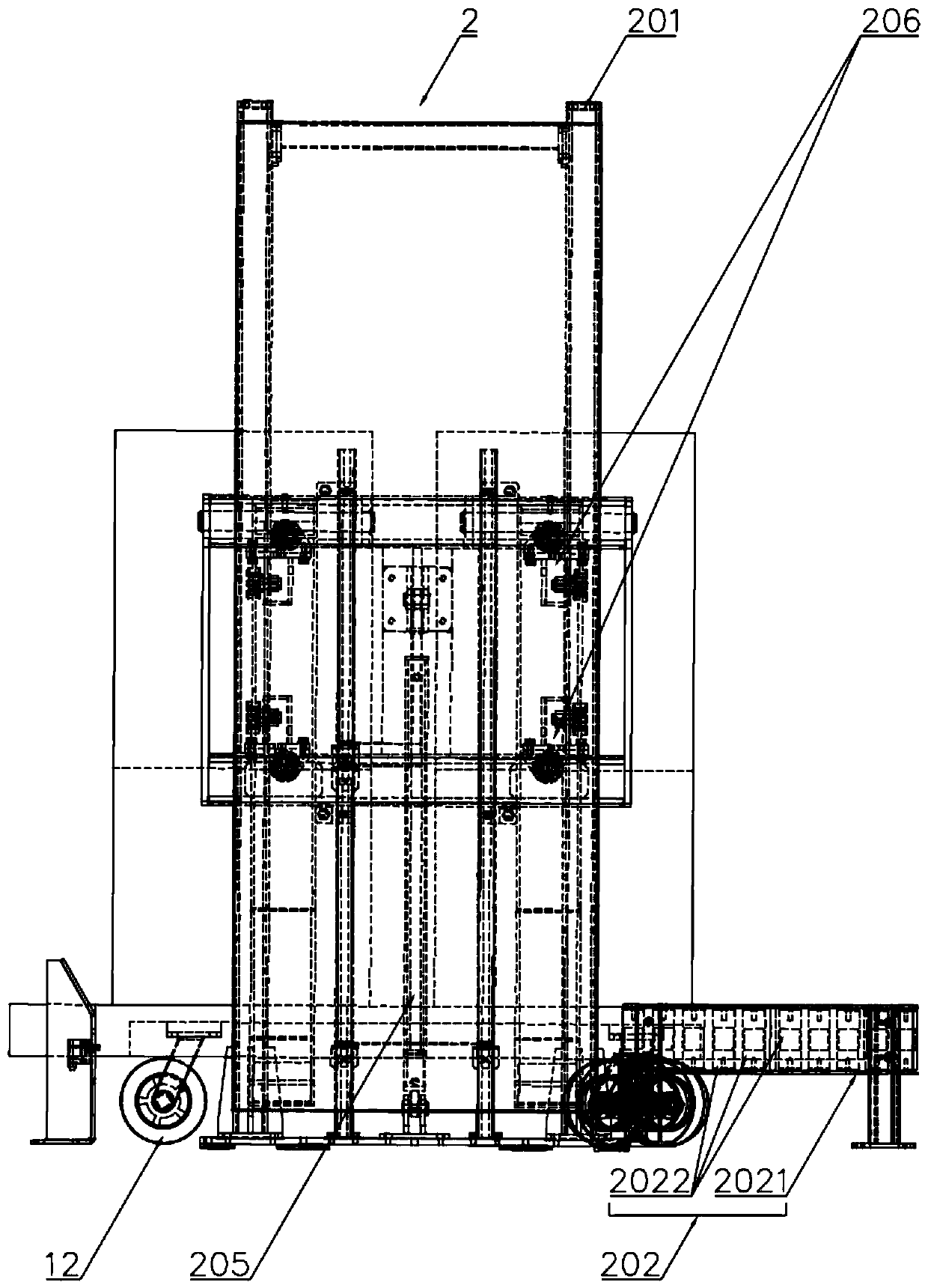 Vertical and horizontal multi-direction conveying device of heavy tyre-grade rubber